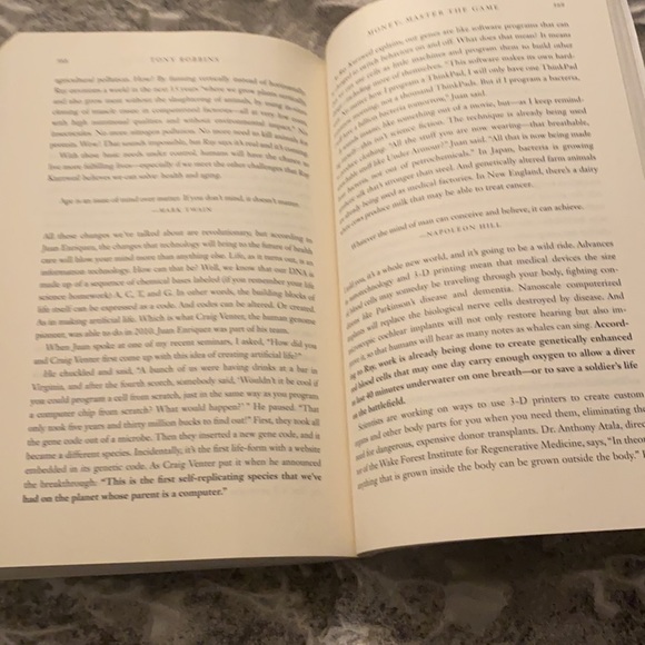 Tony Robbins “MONEY MASTER THE GAME” NEW - Picture 5 of 5